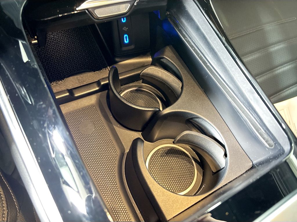 2023 Mercedes-Benz GLC GLC 300