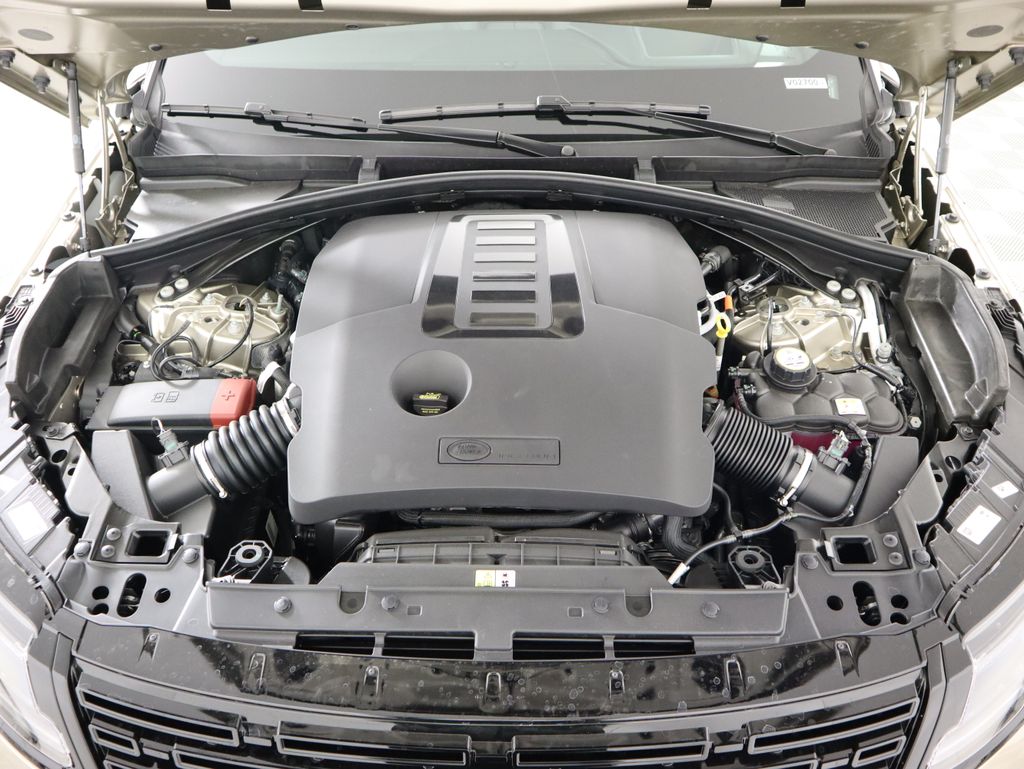 Thumbnail: 2026 Land Rover Range Rover Velar - 30
