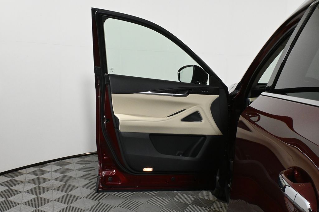 Thumbnail: 2025 INFINITI QX60 - 25