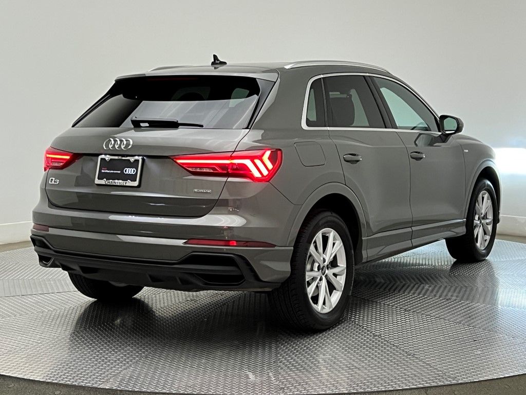 Thumbnail: 2025 Audi Q3 - 6