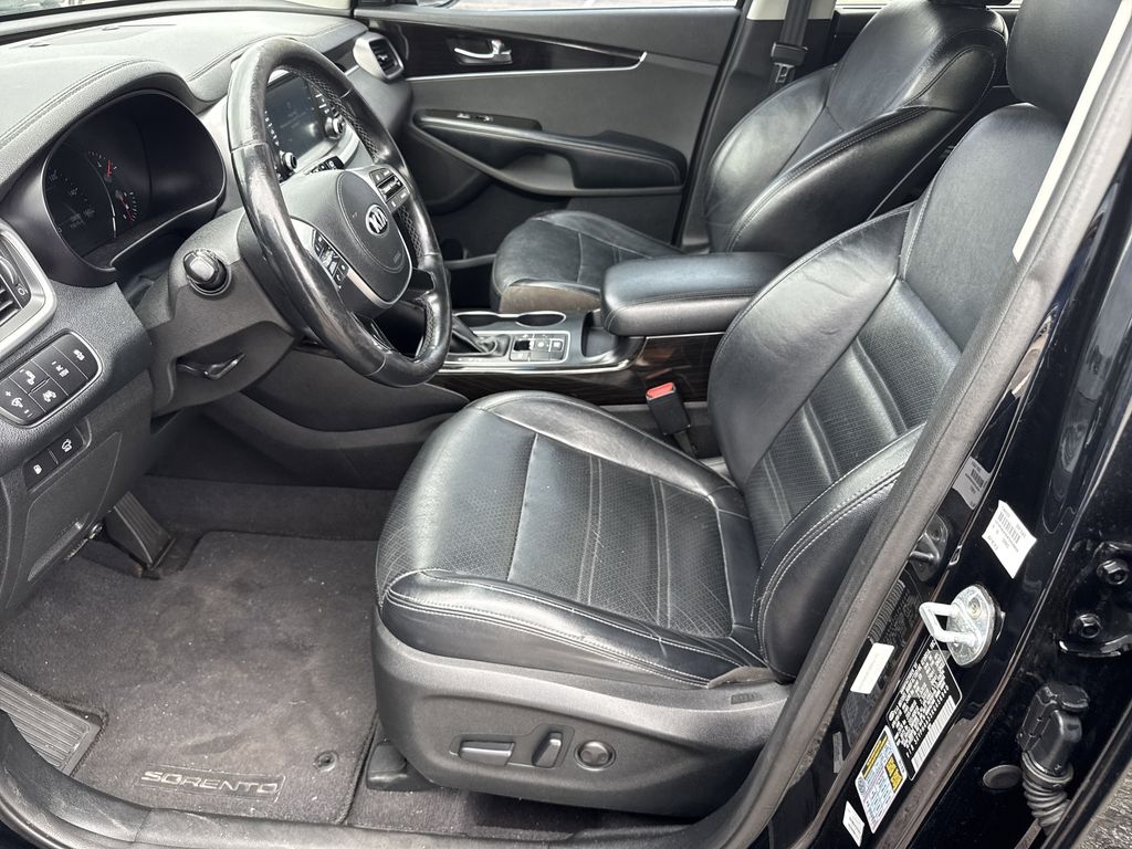 2019 Kia Sorento EX Black at AutoSavvy Houston Southwest