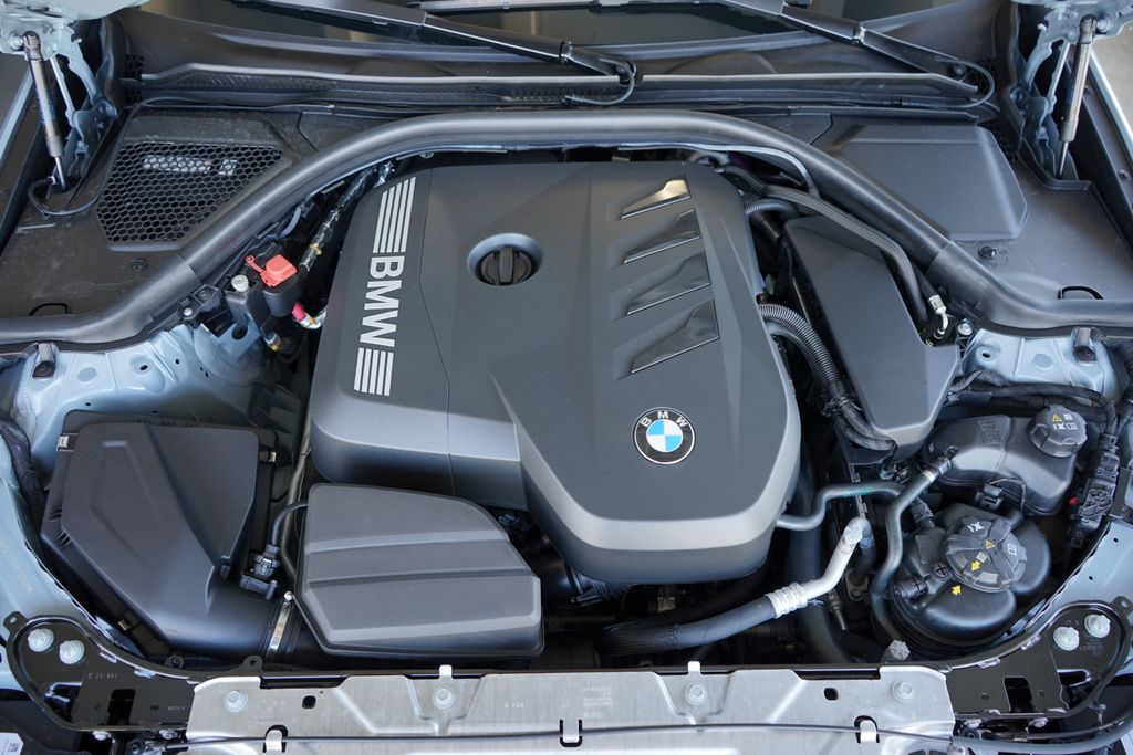 Thumbnail: 2026 BMW 3 Series - 21