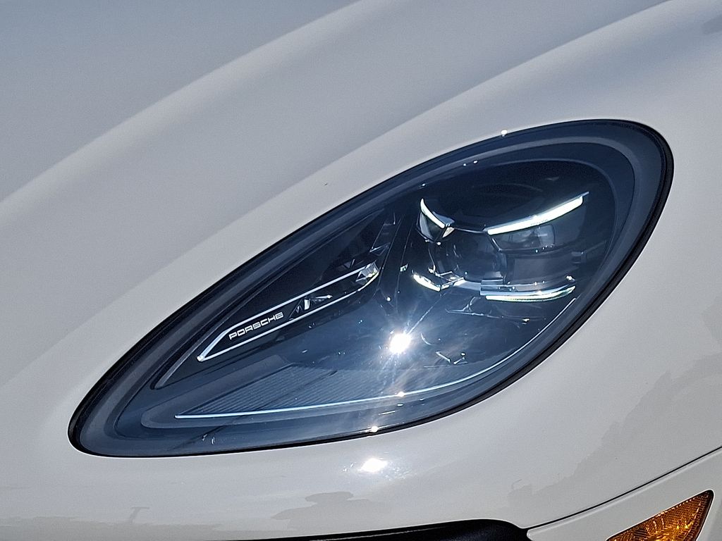 Thumbnail: 2025 Porsche Macan - 11