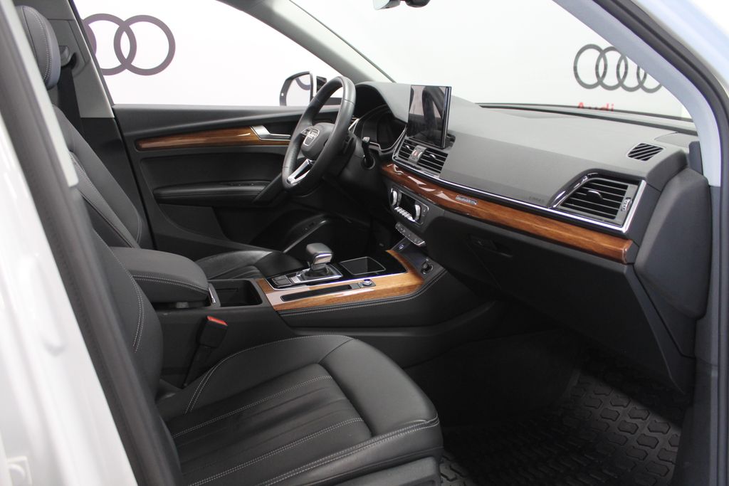 Thumbnail: 2022 Audi Q5 - 31