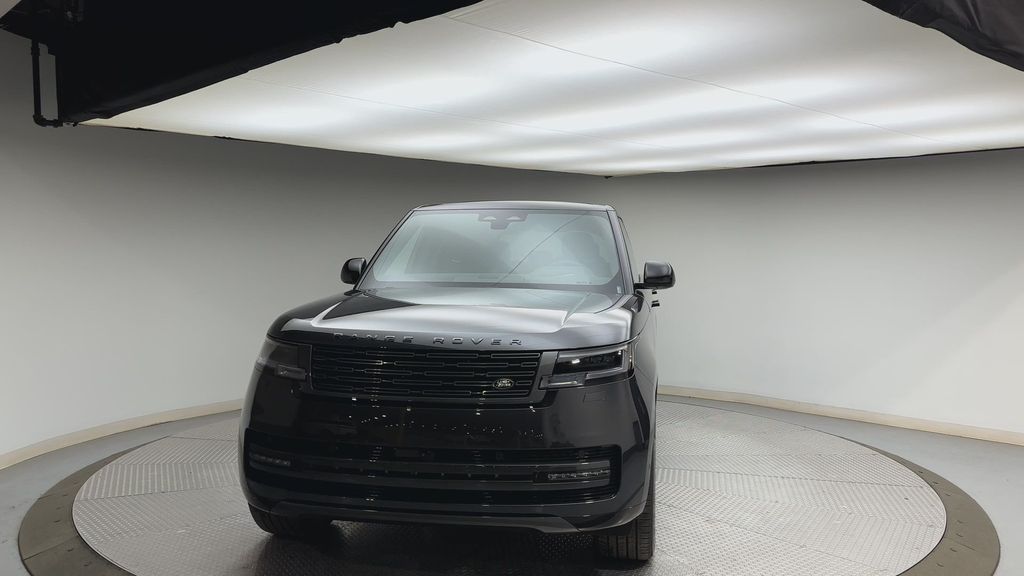 Thumbnail: 2026 Land Rover Range Rover - 7