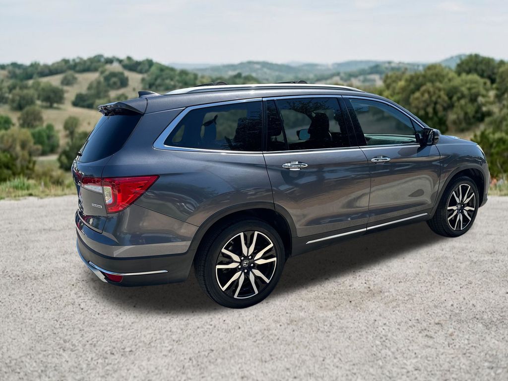 Used Car 2019 Honda Pilot  Touring For Sale Under $25,000 In Austin, Texas