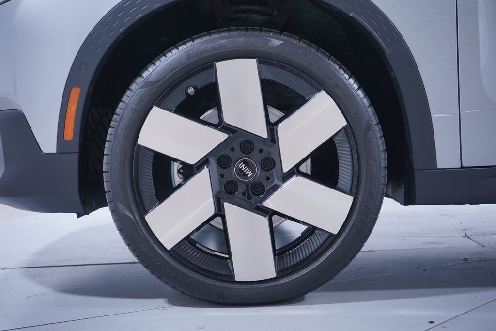 Thumbnail: 2025 MINI Cooper Countryman - 2