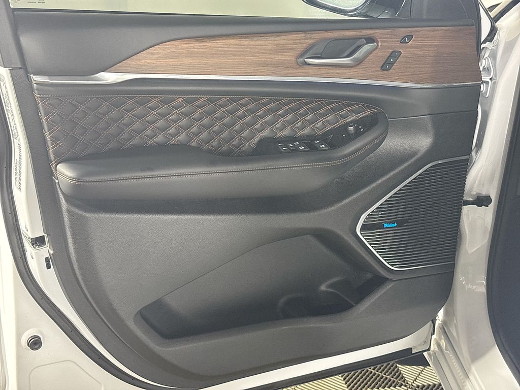 2022 Jeep Grand Cherokee Summit 4xe