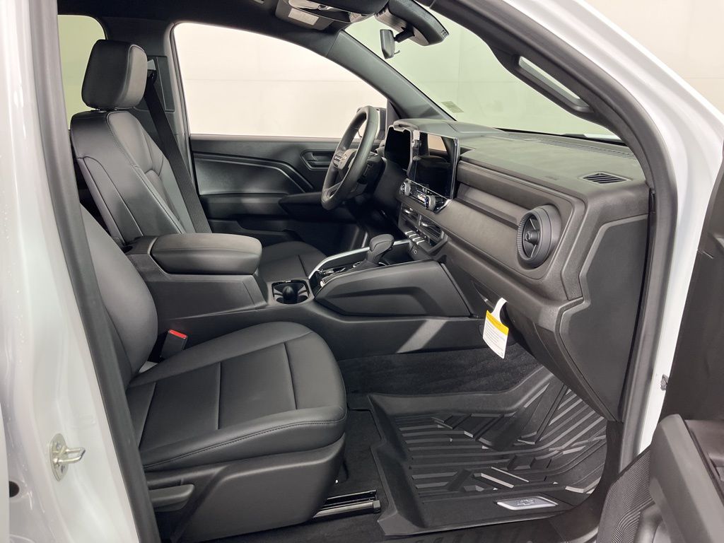 Thumbnail: 2026 Chevrolet Colorado - 8