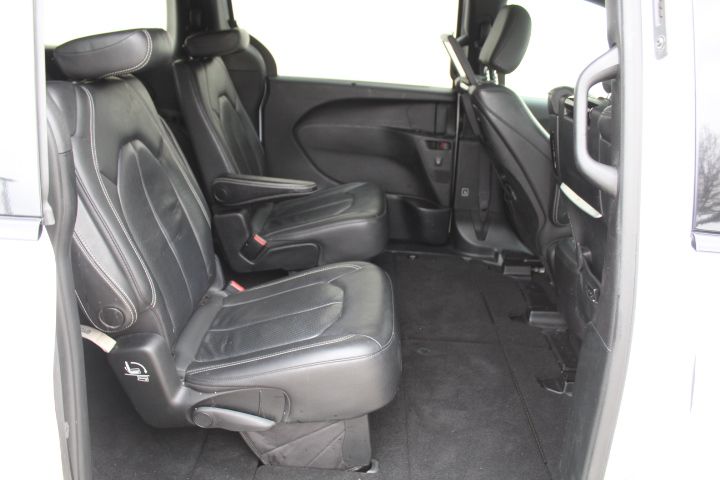 Used Car 2018 Chrysler Pacifica  Touring L Plus For Sale Under $15,000 In Georgetown, Texas