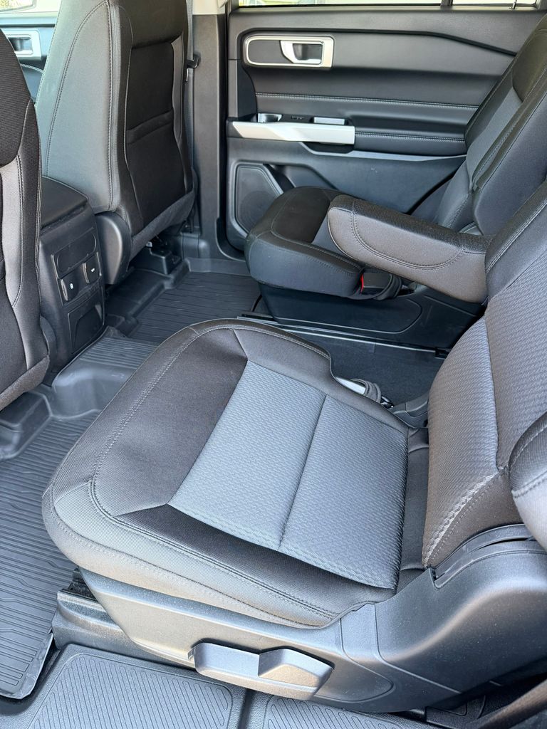 Used 2024 Ford Explorer SUV
