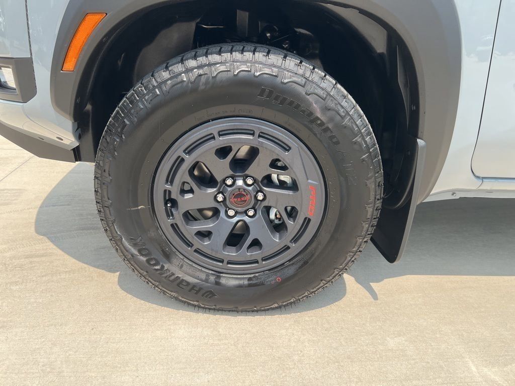 2025 Boulder Gray Pearl Nissan Frontier PRO-4X 4X4 Truck