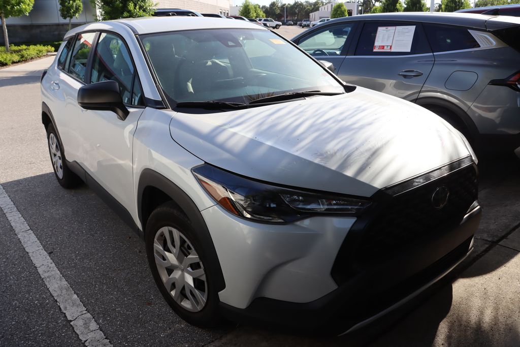 Thumbnail: 2022 Toyota Corolla Cross - 5
