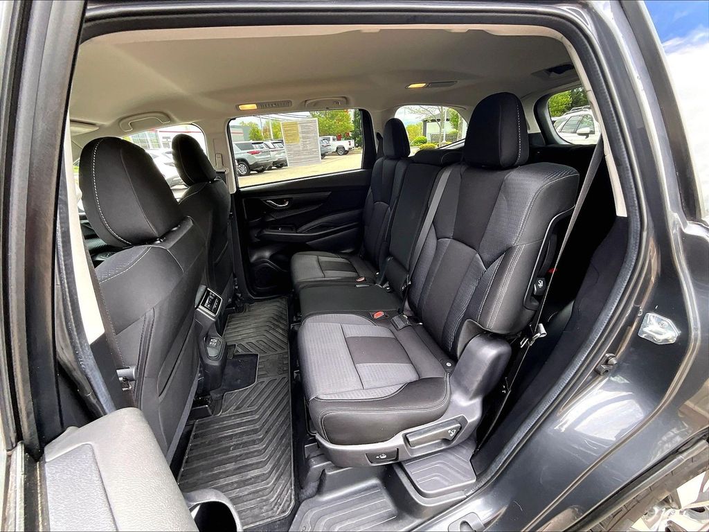 2023 Subaru Ascent — photo 15