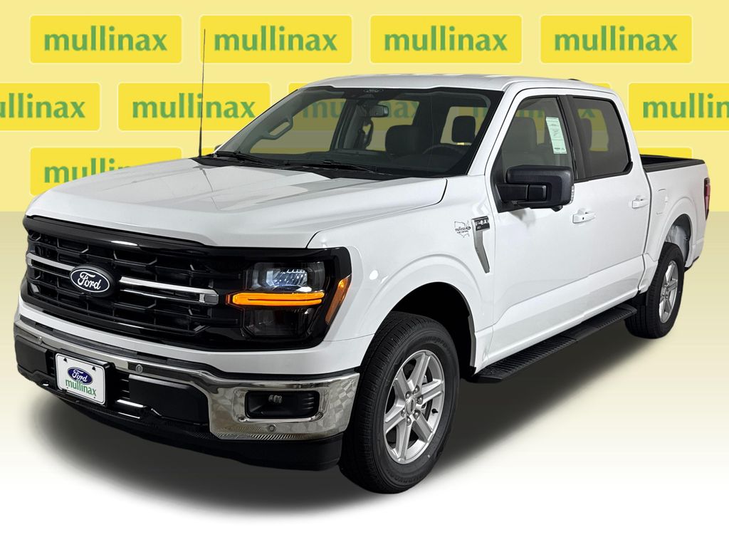 New 2026 White Ford XLT image 16
