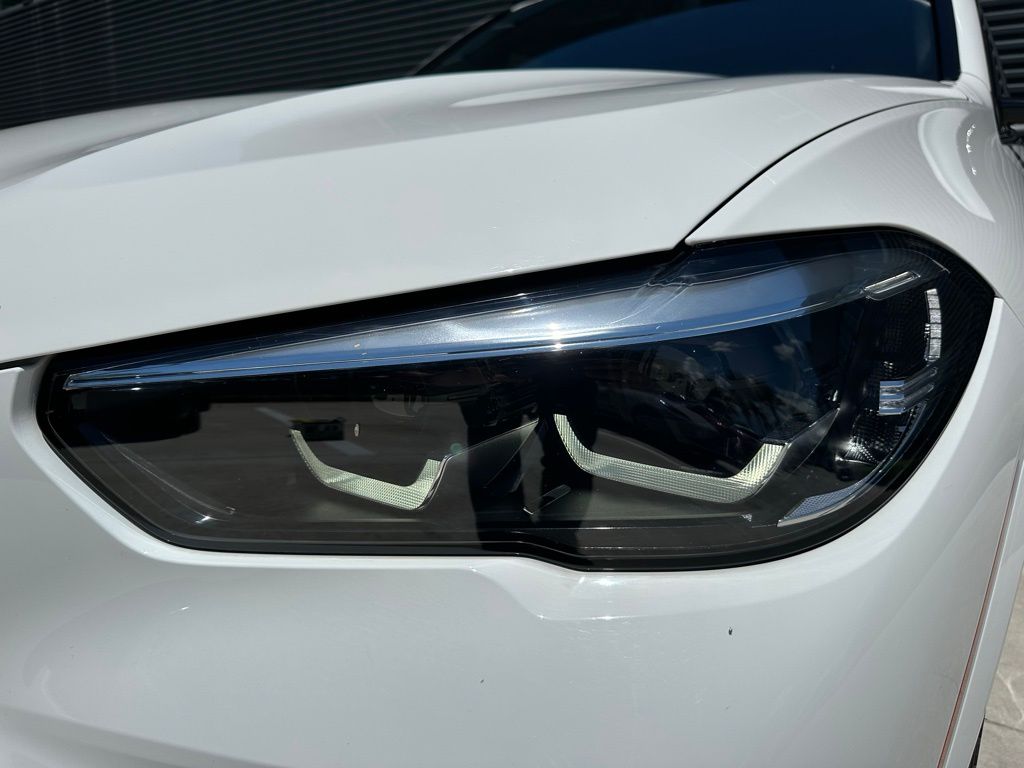 Thumbnail: 2023 BMW X5 - 12