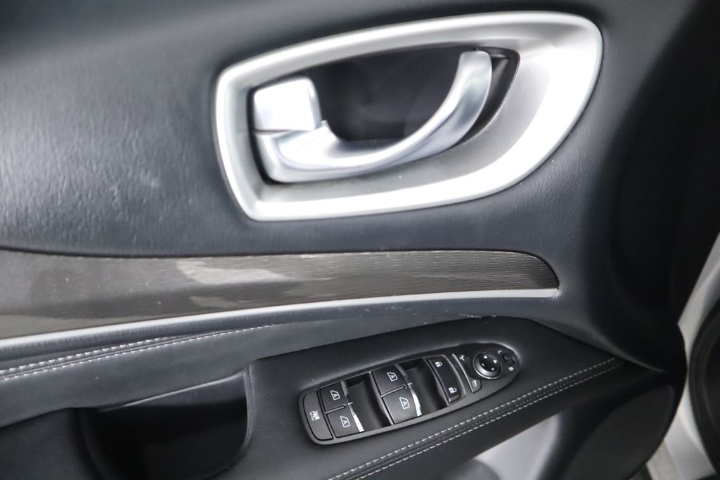 2019 INFINITI QX60 Pure 23