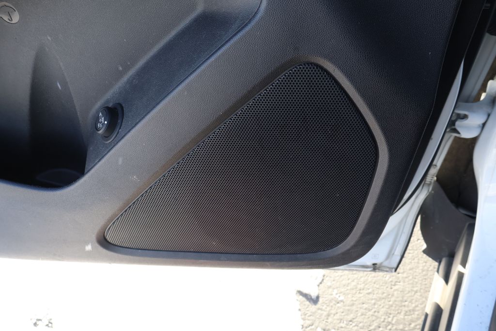 Thumbnail: 2021 Chevrolet Equinox - 15