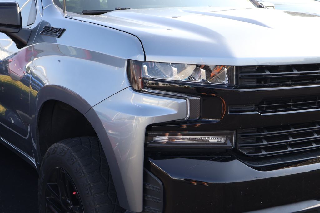 Thumbnail: 2021 Chevrolet Silverado 1500 - 4