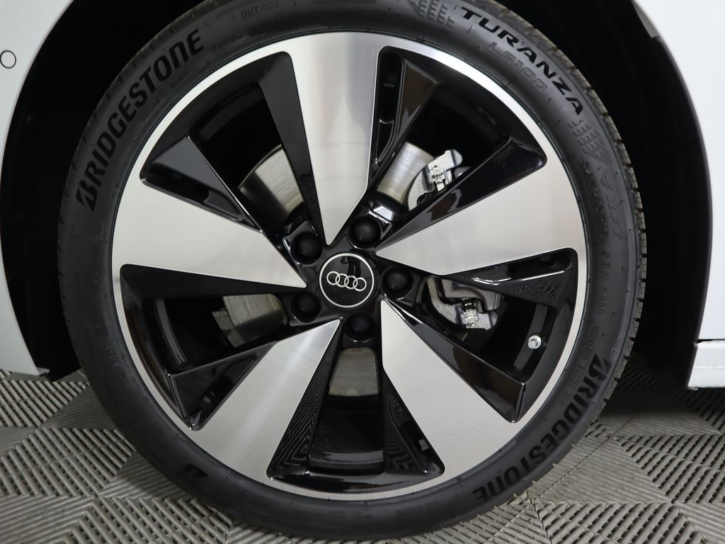 Thumbnail: 2025 Audi A5 - 32