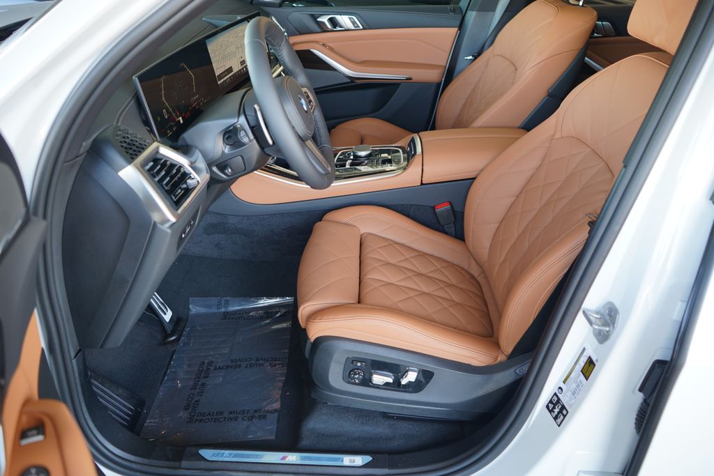 Thumbnail: 2026 BMW X5 - 10