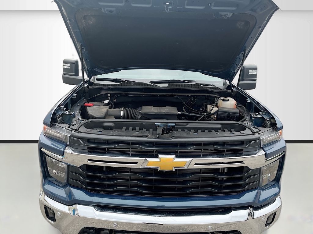 Used 2025 Blue Chevrolet LT image 30