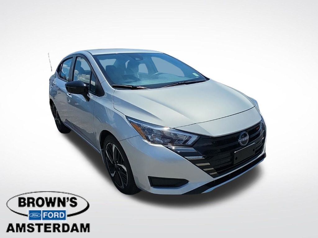2025 Nissan Versa 1.6 SR - 0