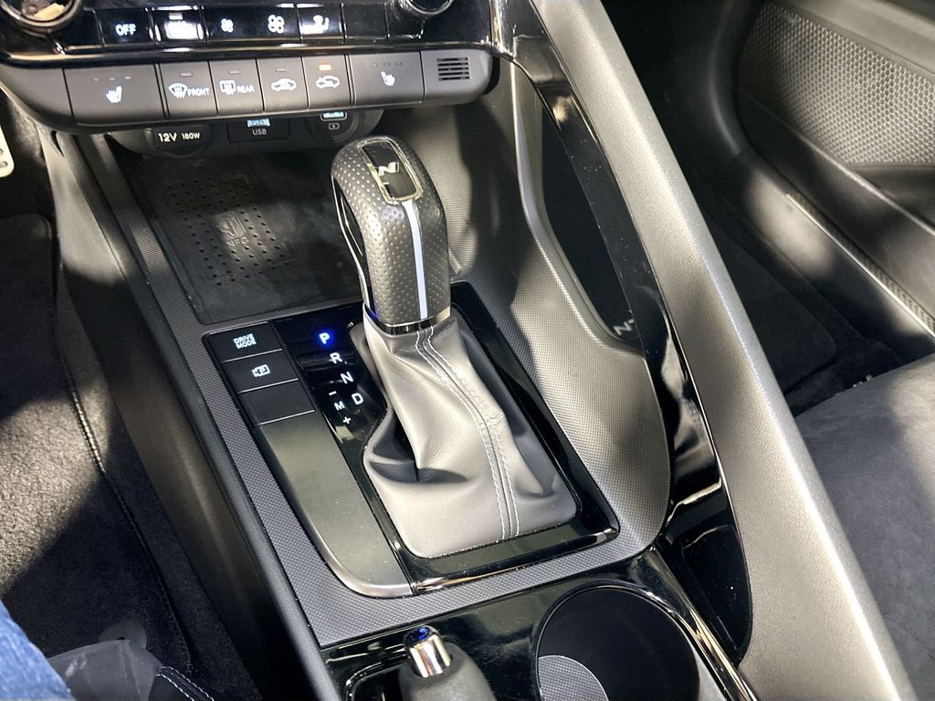 2022 Hyundai Elantra N Base