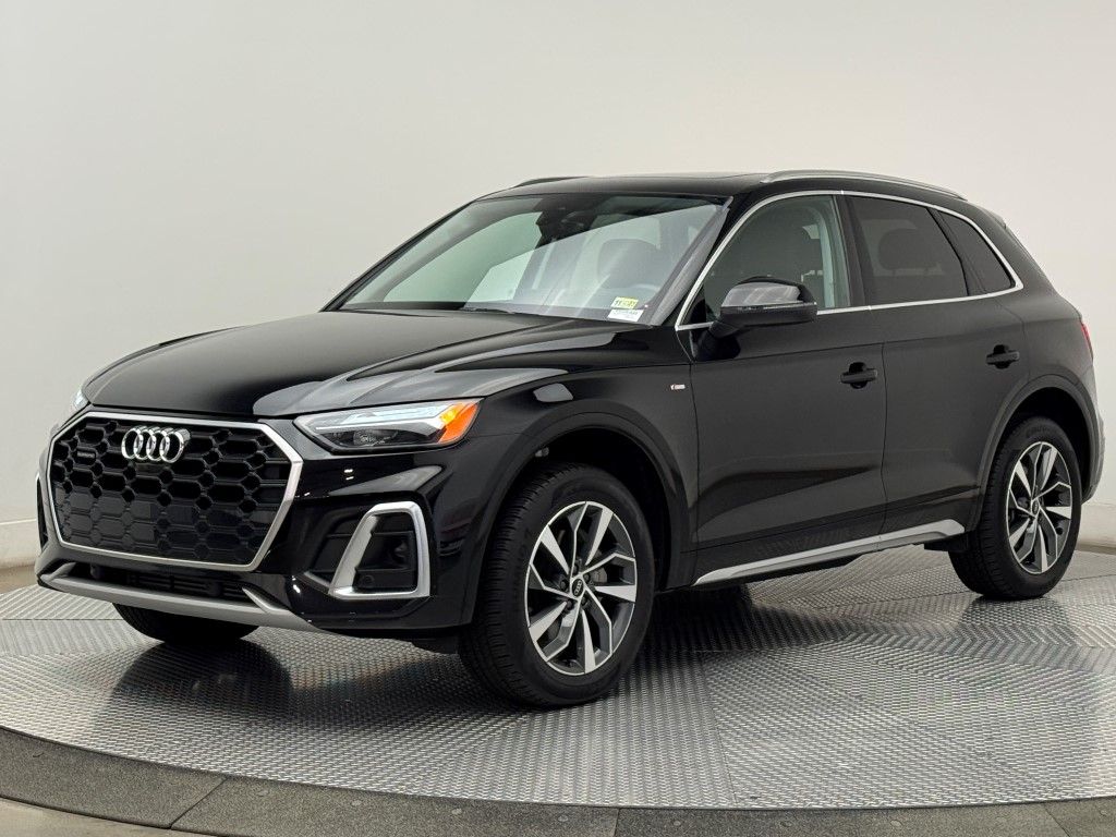 2024 Audi Q5 e Premium Plus 4