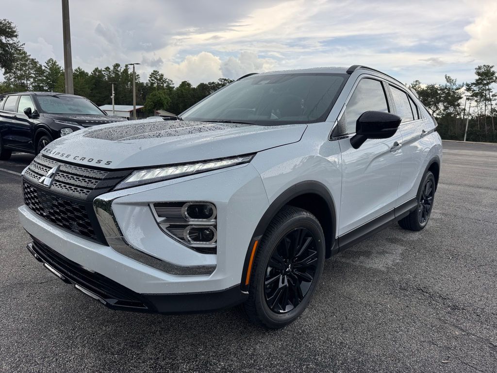 2025 Mitsubishi Eclipse Cross SEL photo 3