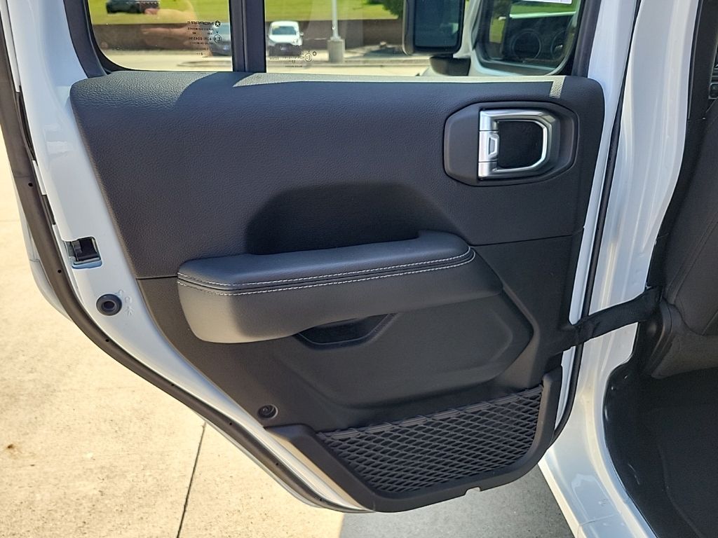 Used 2023 Jeep Wrangler SUV