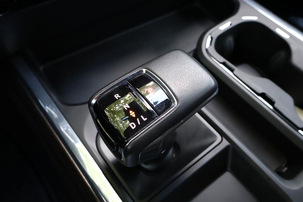 Thumbnail: 2022 Chevrolet Silverado 1500 - 24
