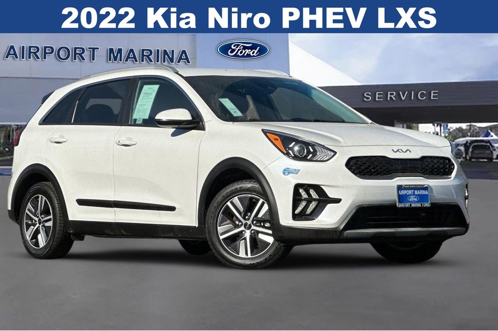 2022 Kia Niro Plug-In Hybrid LXS 2