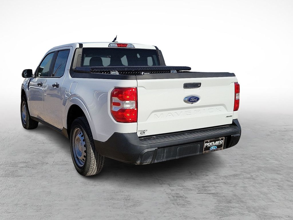 Used 2022 White Ford XL image 8