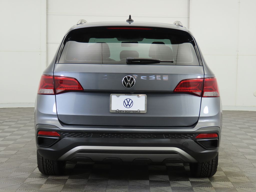 2022 Volkswagen Taos S 7