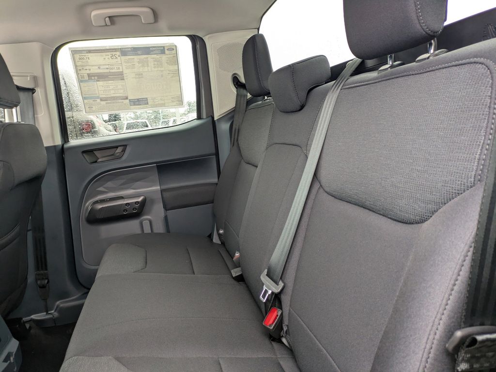 2025 Ford Maverick XL