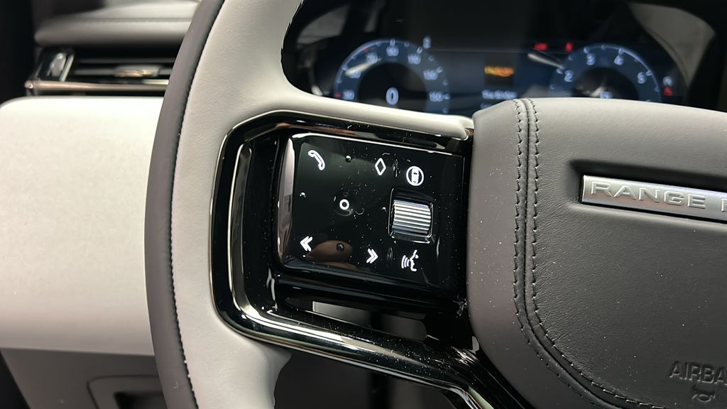 2026 Land Rover Range Rover Velar Dynamic SE 15