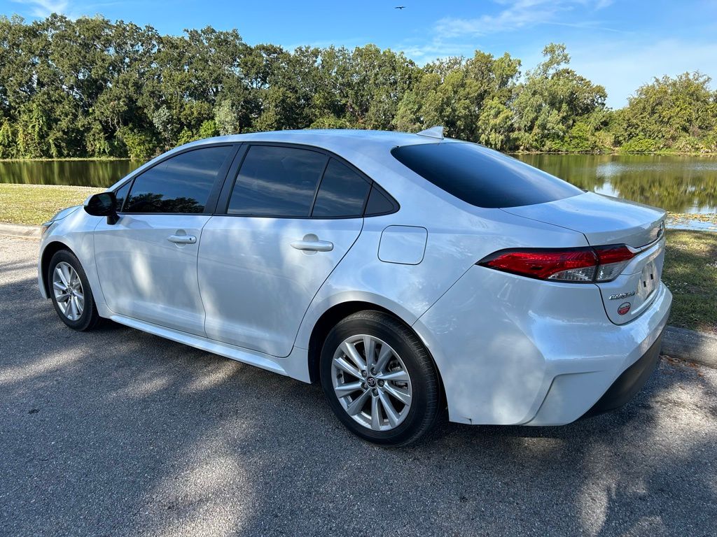 Thumbnail: 2024 Toyota Corolla - 3