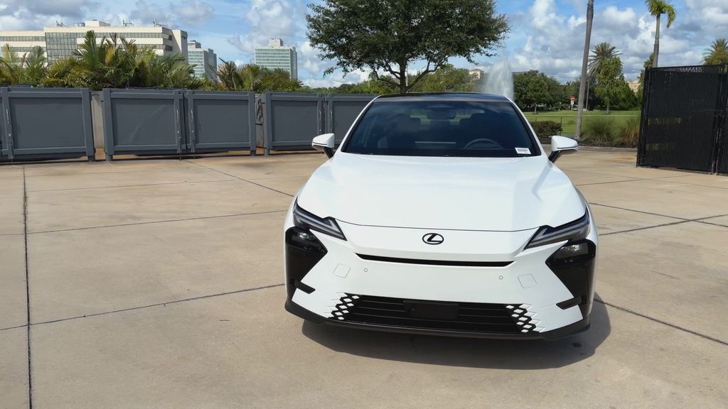 Thumbnail: 2026 Lexus ES - 3