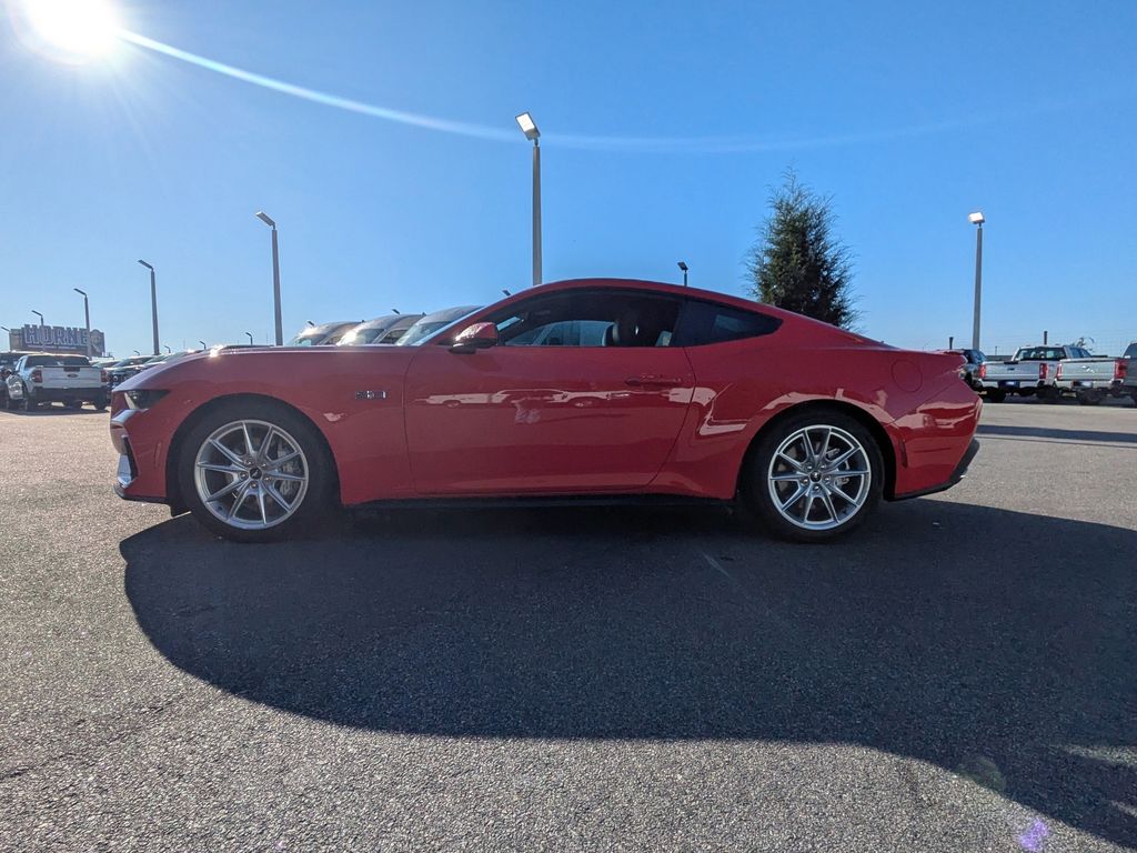 2025 Ford Mustang GT Premium Fastback