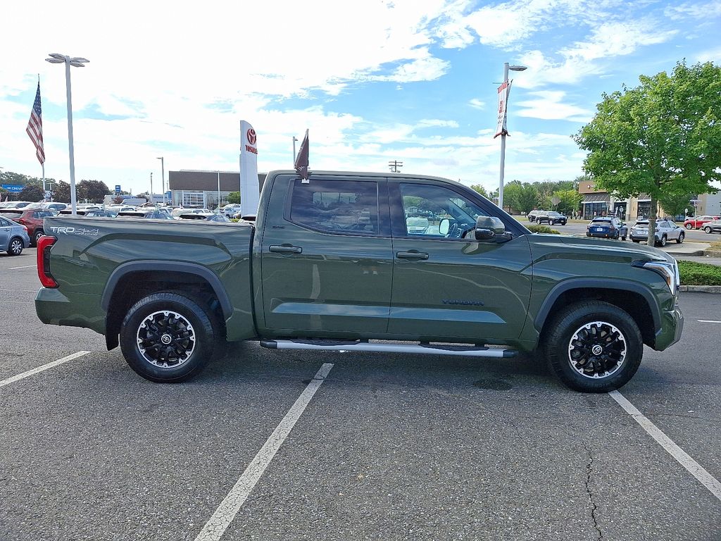 Thumbnail: 2022 Toyota Tundra - 7