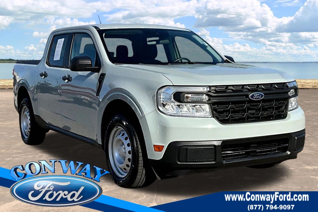 Cactus 2022 Ford Maverick XL SuperCrew AWD Pickup Truck All-Wheel Drive 8-Speed Automatic