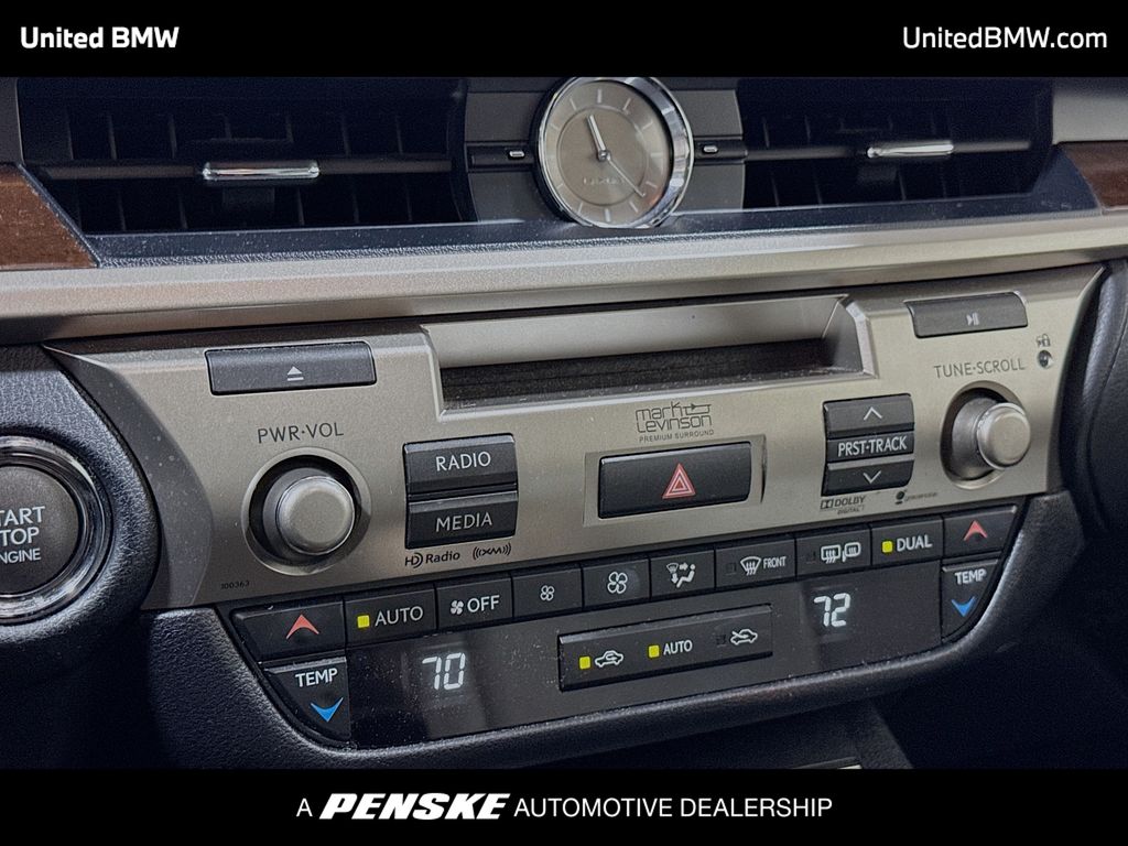 Thumbnail: 2014 Lexus ES - 11