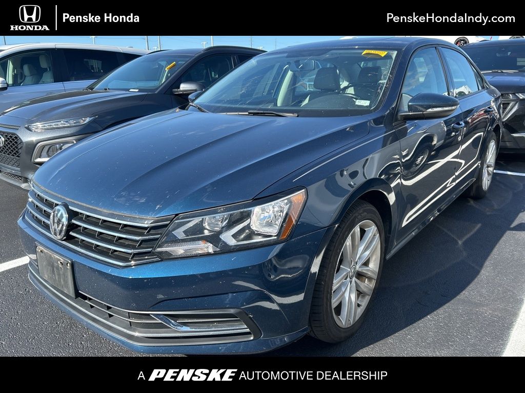 Thumbnail: 2019 Volkswagen Passat - 1