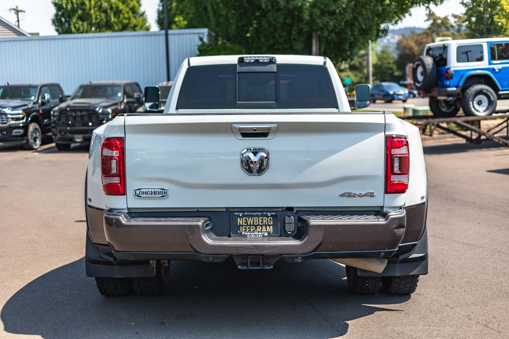 2020 Ram 3500 Laramie Longhorn thumbnail 12