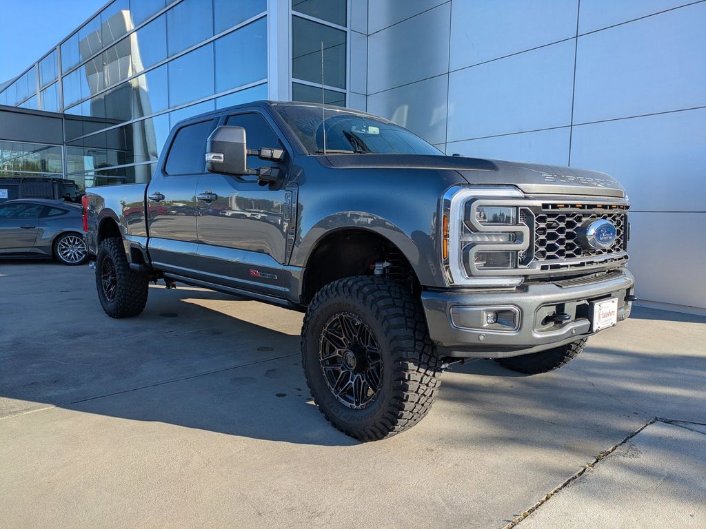 2026 Ford F-350 Super Duty Platinum