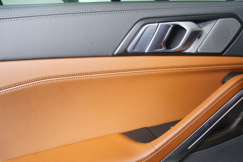 Thumbnail: 2024 BMW X6 - 14