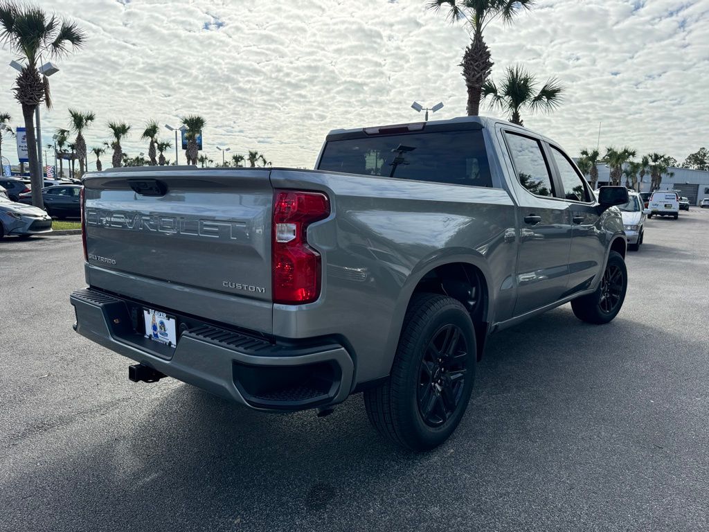 2025 Chevrolet Silverado 1500 Custom 8