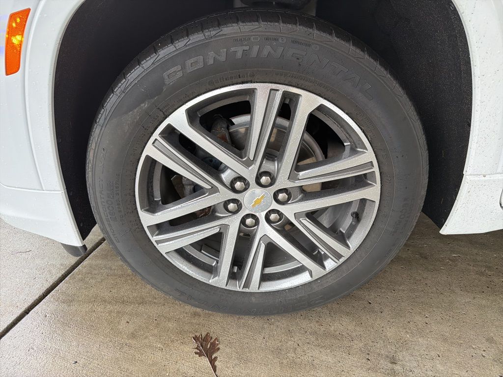 Thumbnail: 2023 Chevrolet Traverse - 10