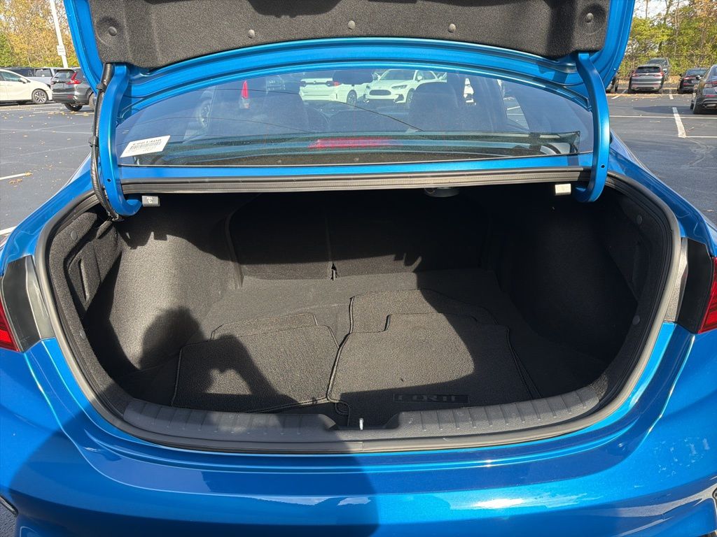 Thumbnail: 2023 Kia Forte - 22